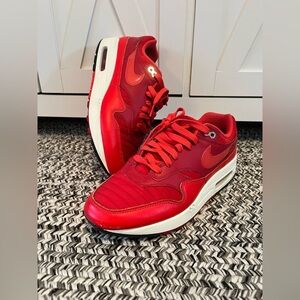 Nike Air Max 1 Red Leather Sneakers Men’s Size 7.5 Gym Red Low Top Running Shoes